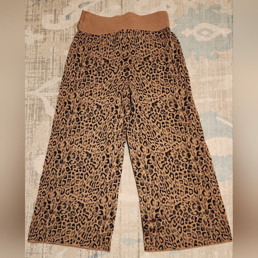 Moth by Anthropologie Leopard Print Wide Leg Pants. Sz Med. NWT